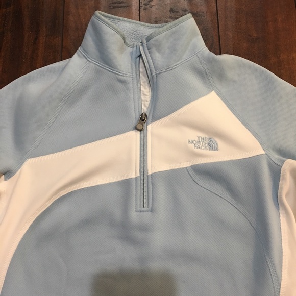 The North Face Light Blue Fleece Pullover Med - Picture 2 of 7